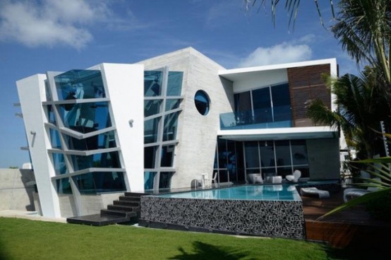 Футуристический дом в Канкуне